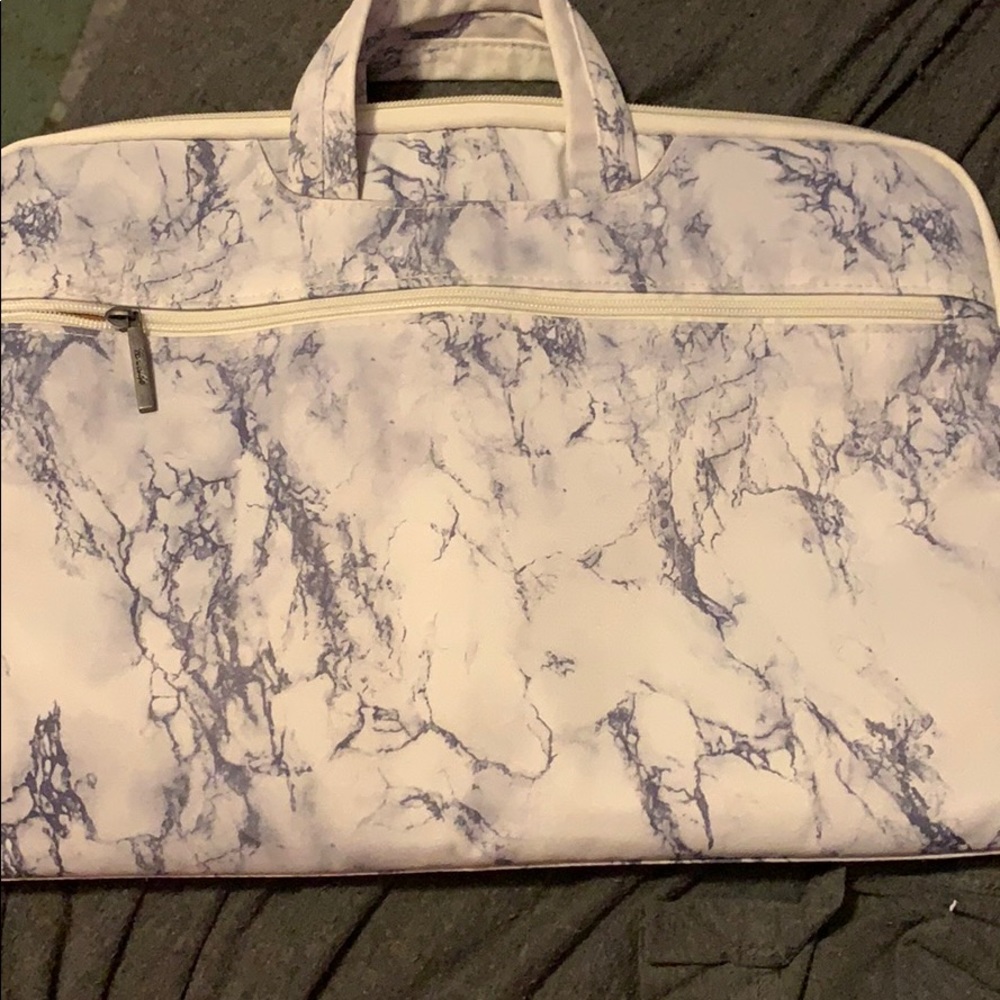 Laptop case - Picture 3 of 3